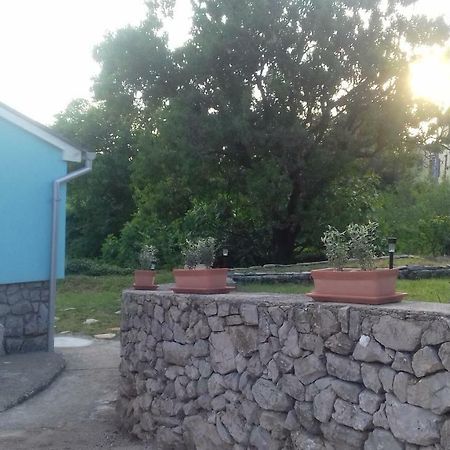 Holiday Home Nora**** Loznati Cres Экстерьер фото